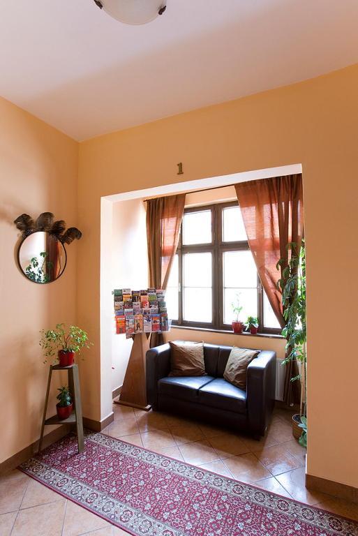 Hotel Columbo Прага Екстериор снимка