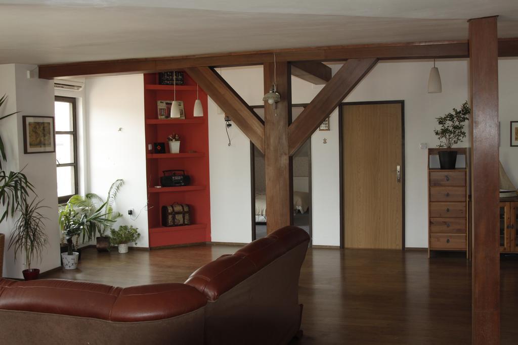 Hotel Columbo Прага Екстериор снимка