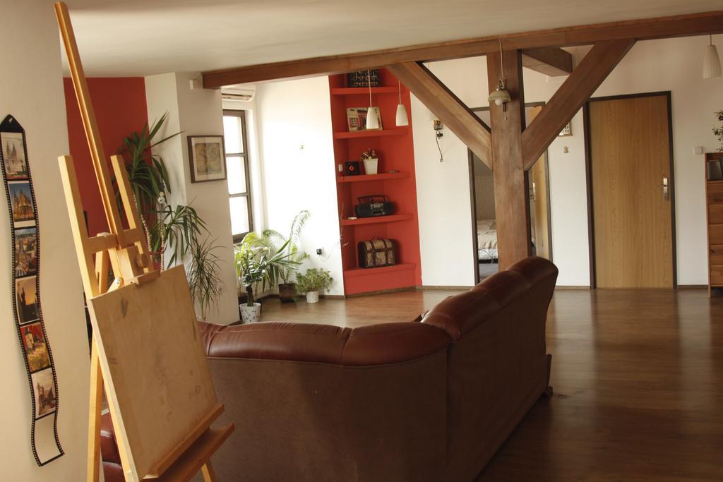 Hotel Columbo Прага Екстериор снимка